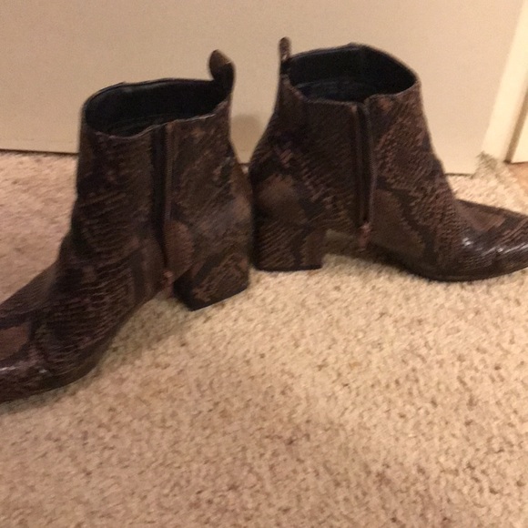 Snake print booties - Picture 4 of 7